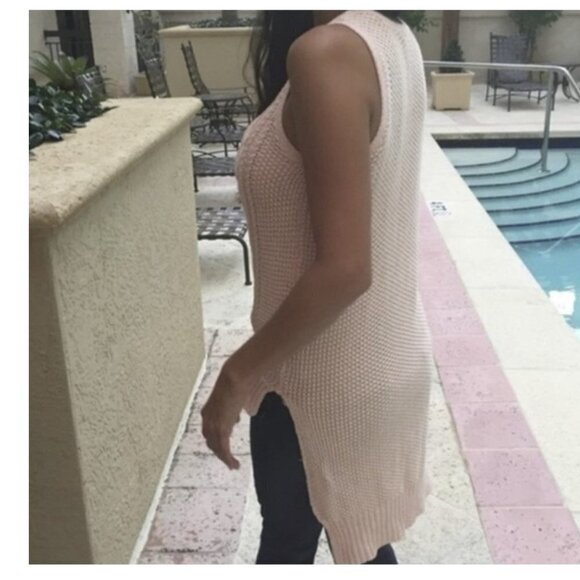 💥108 VENUS Chunky Cable Knit Sleeveless Sweater Pink High-Lo - Picture 9 of 10